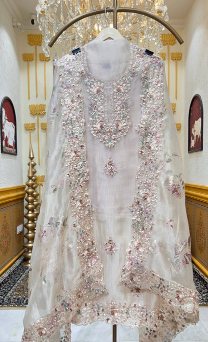 Husna Threadcrafted Suit (Ivory)