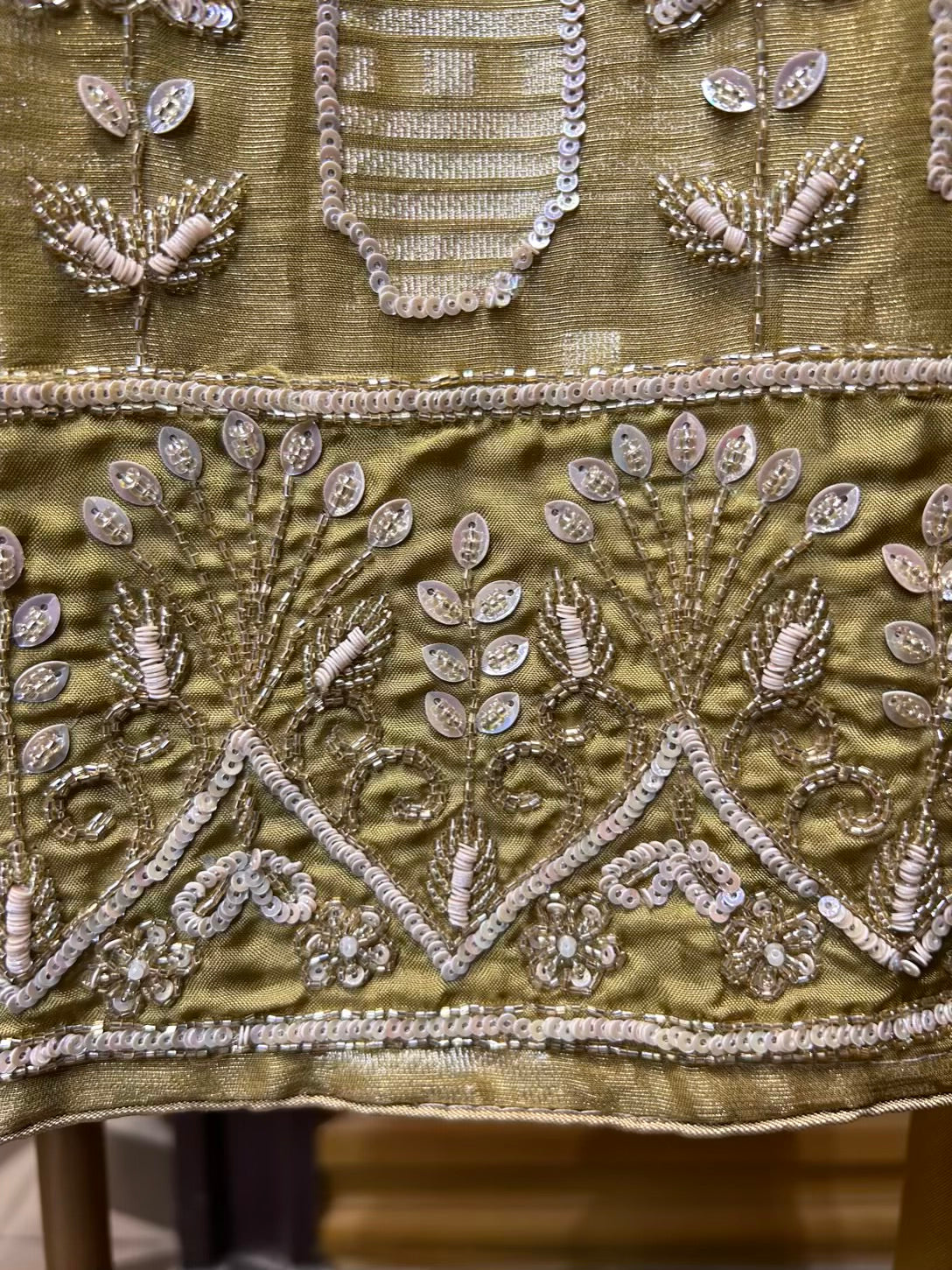 Eimaan-é-Noor (Green)