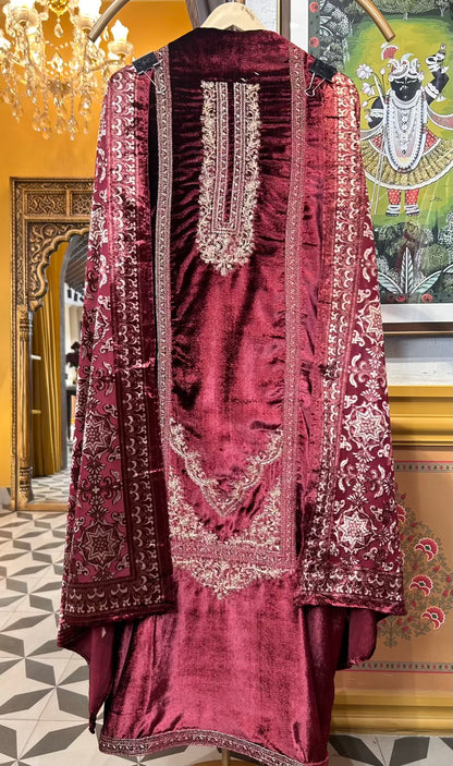 Hoorain-é-Velvet Suit (Wine)