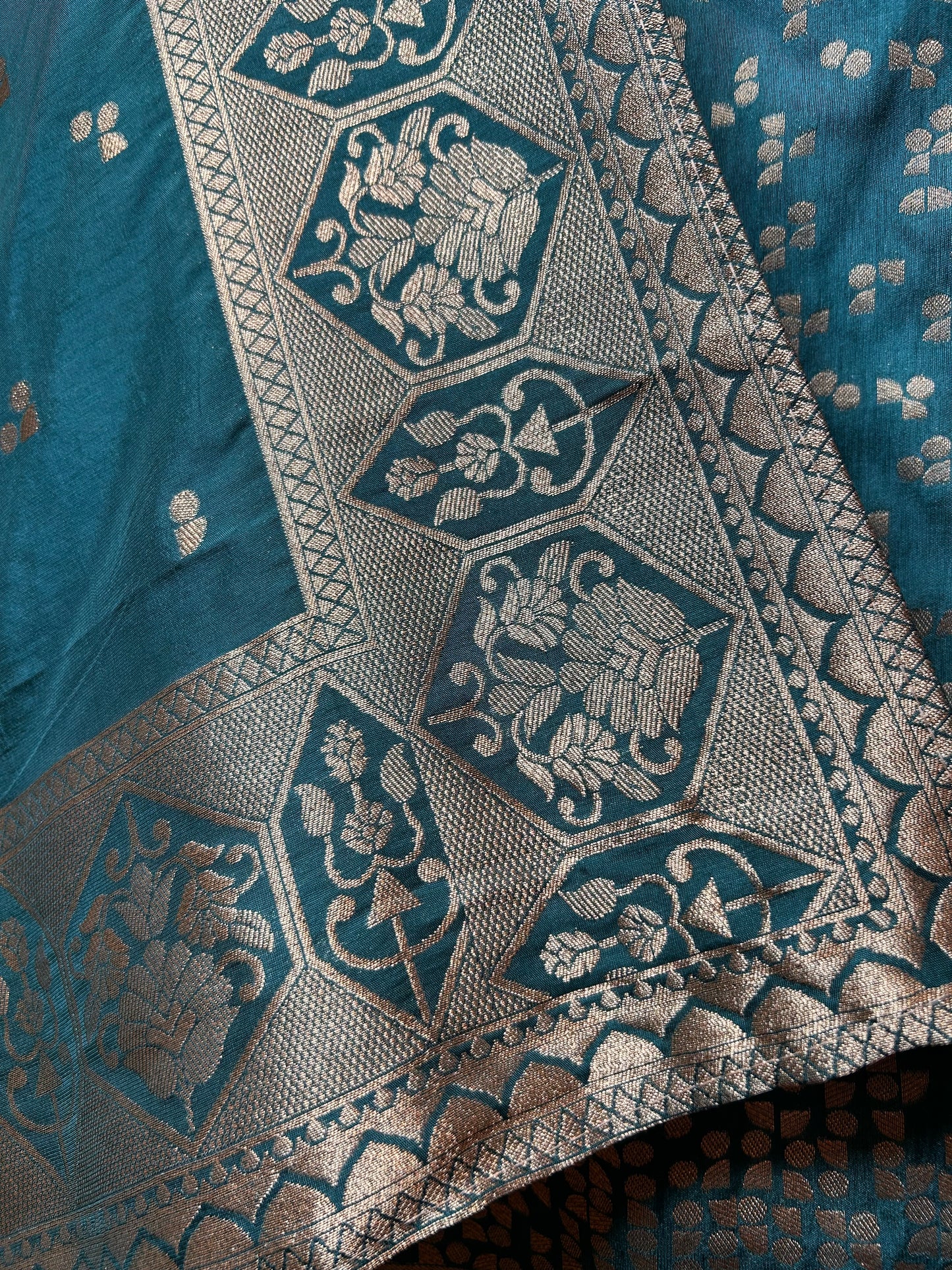 Amaaya Banarasi Silk Suit (Blue)