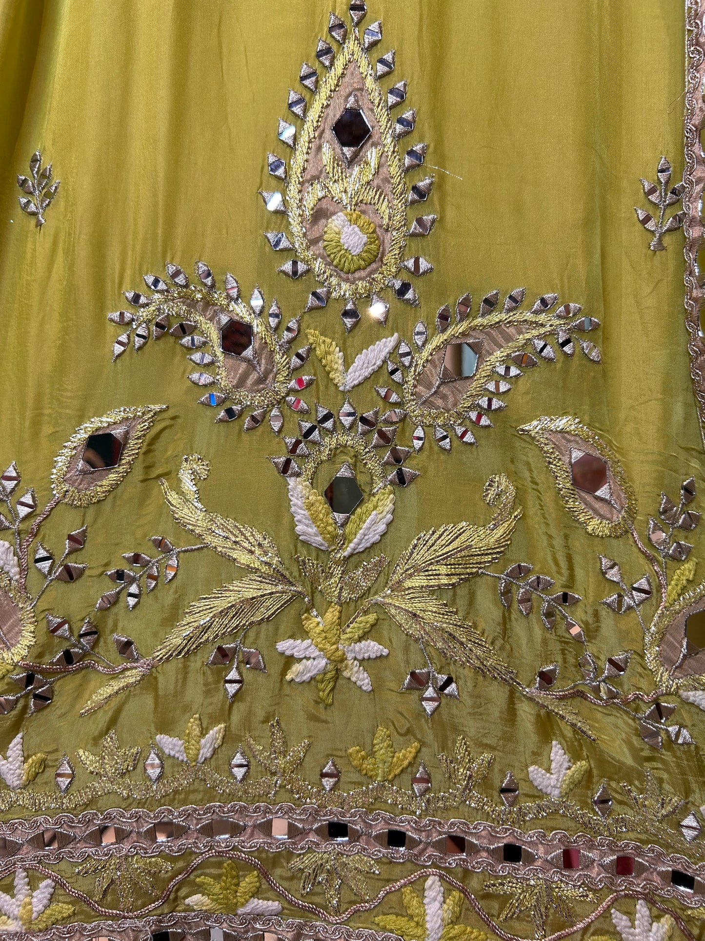 Aaina-e-Noor (Lemon Green)