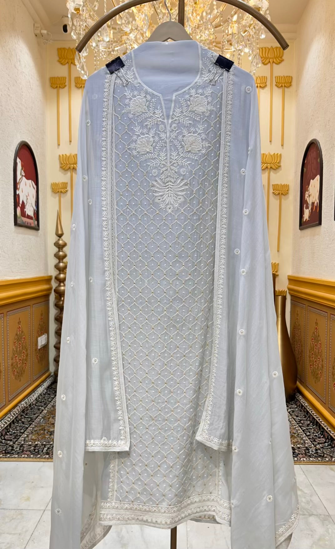 Kavira Zari Thread Chanderi Suit