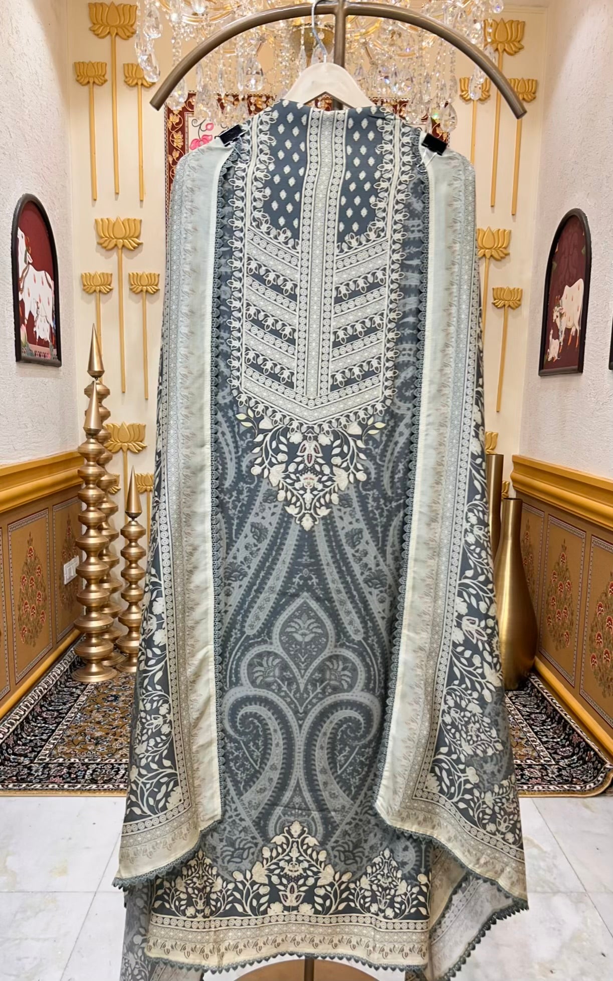 Zehraah Pashmina Veil Suit (Olive Green)