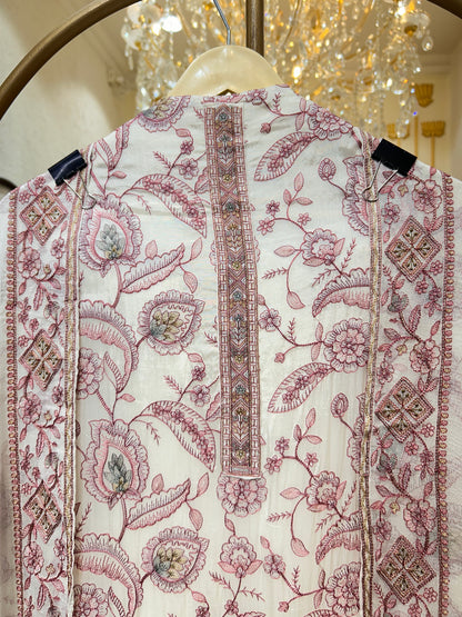Aarifa Threadveil Suit (Ivory)