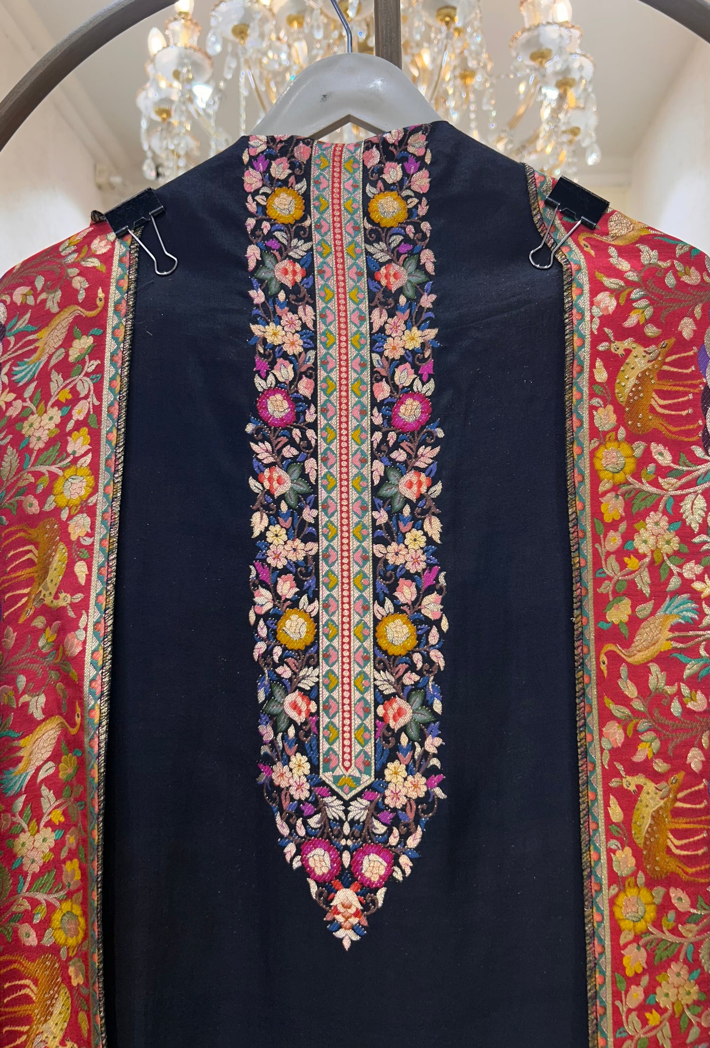 Rangvaani Banarasi Suit