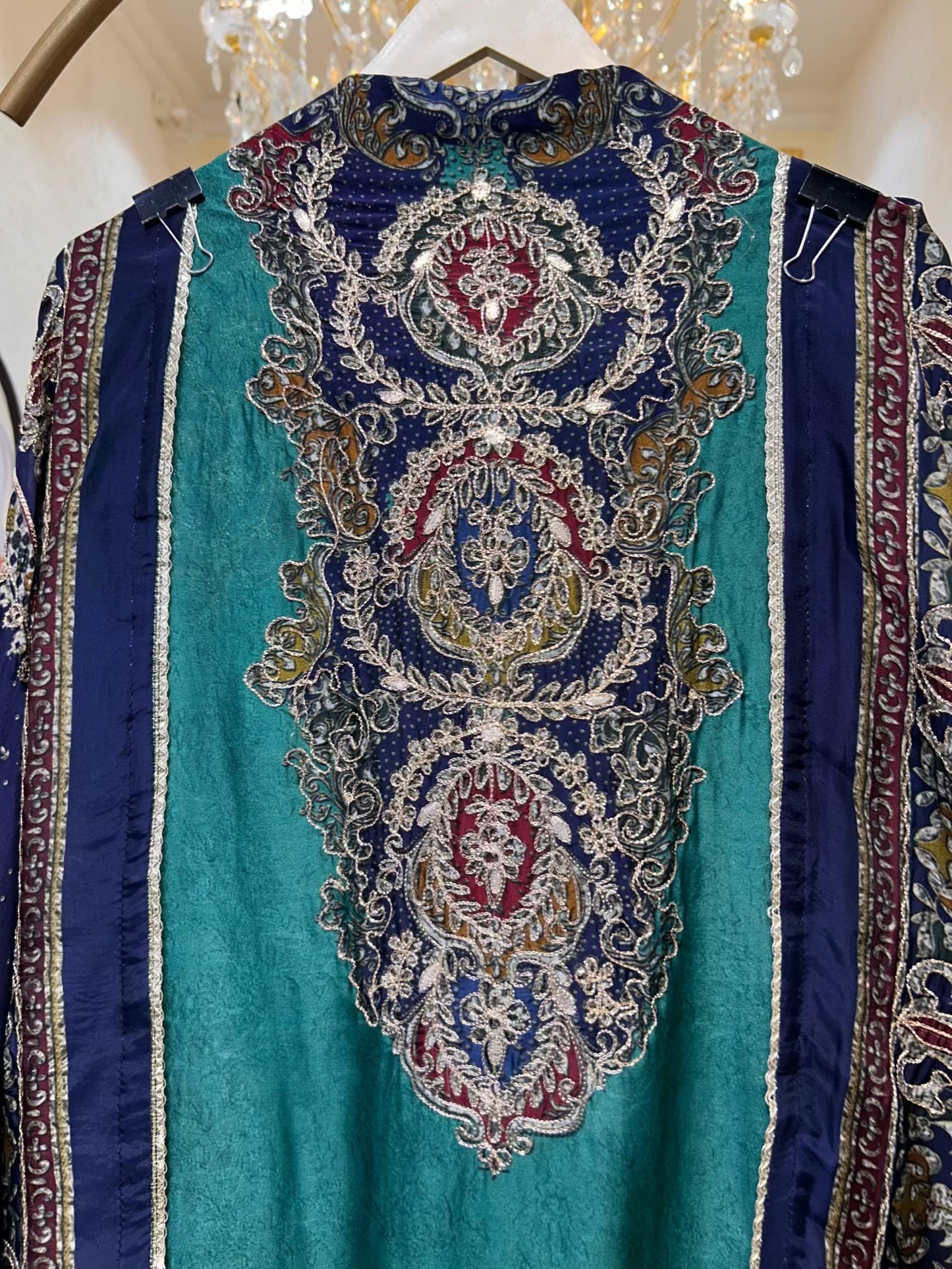 Iraaya Zari Aabha Suit (Green)
