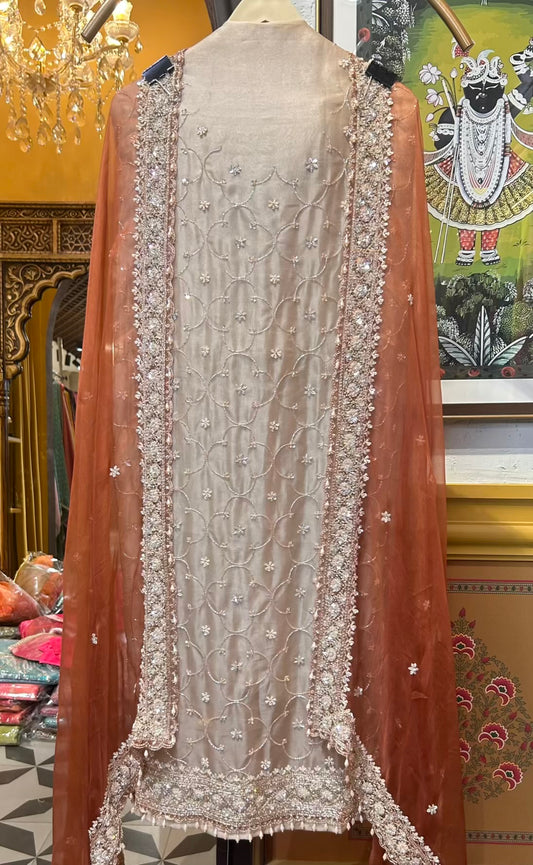 Mehré-Shaam Suit