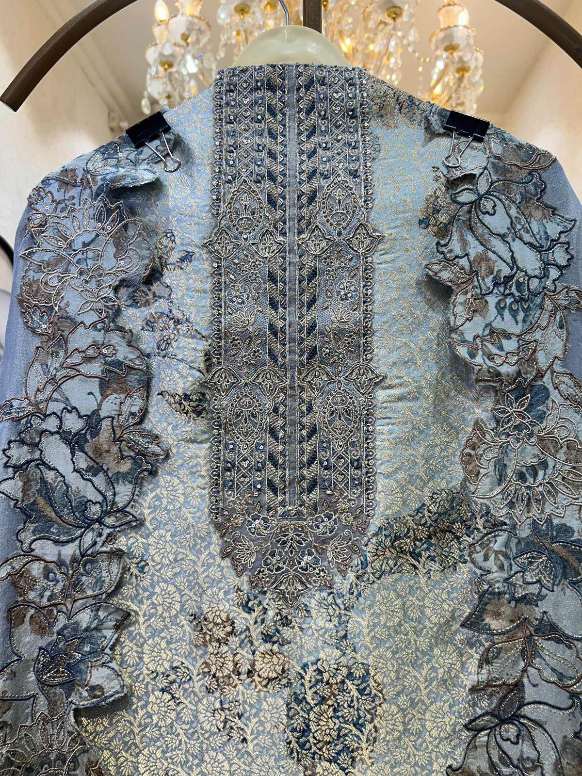 Banar Noor Suit