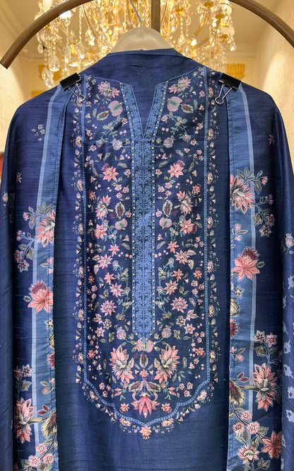 Éclara Satiné Suit
