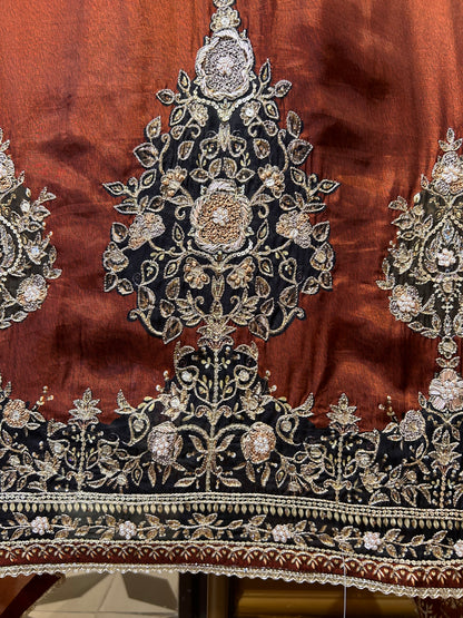 Aurisse Royale Crêpe Suit