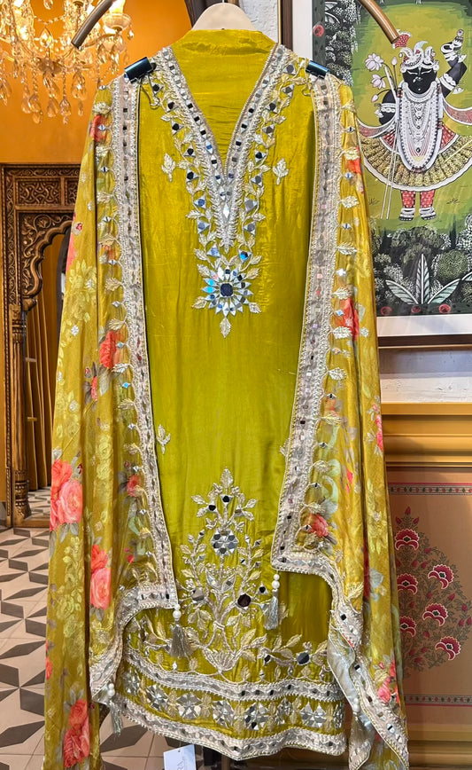 Afsheené-Noor Organza Suit (Lemon Green)