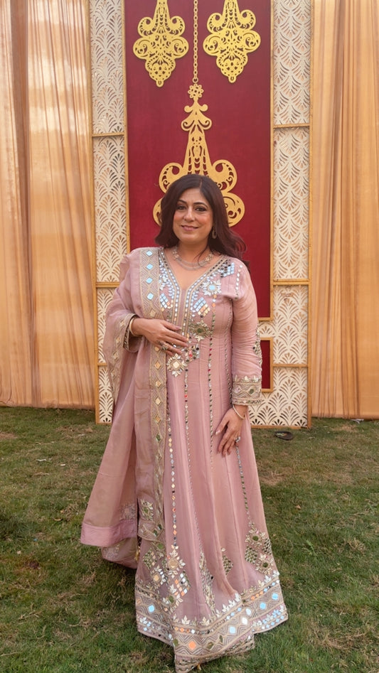 Ruhani Gul-Aaina Anarkali