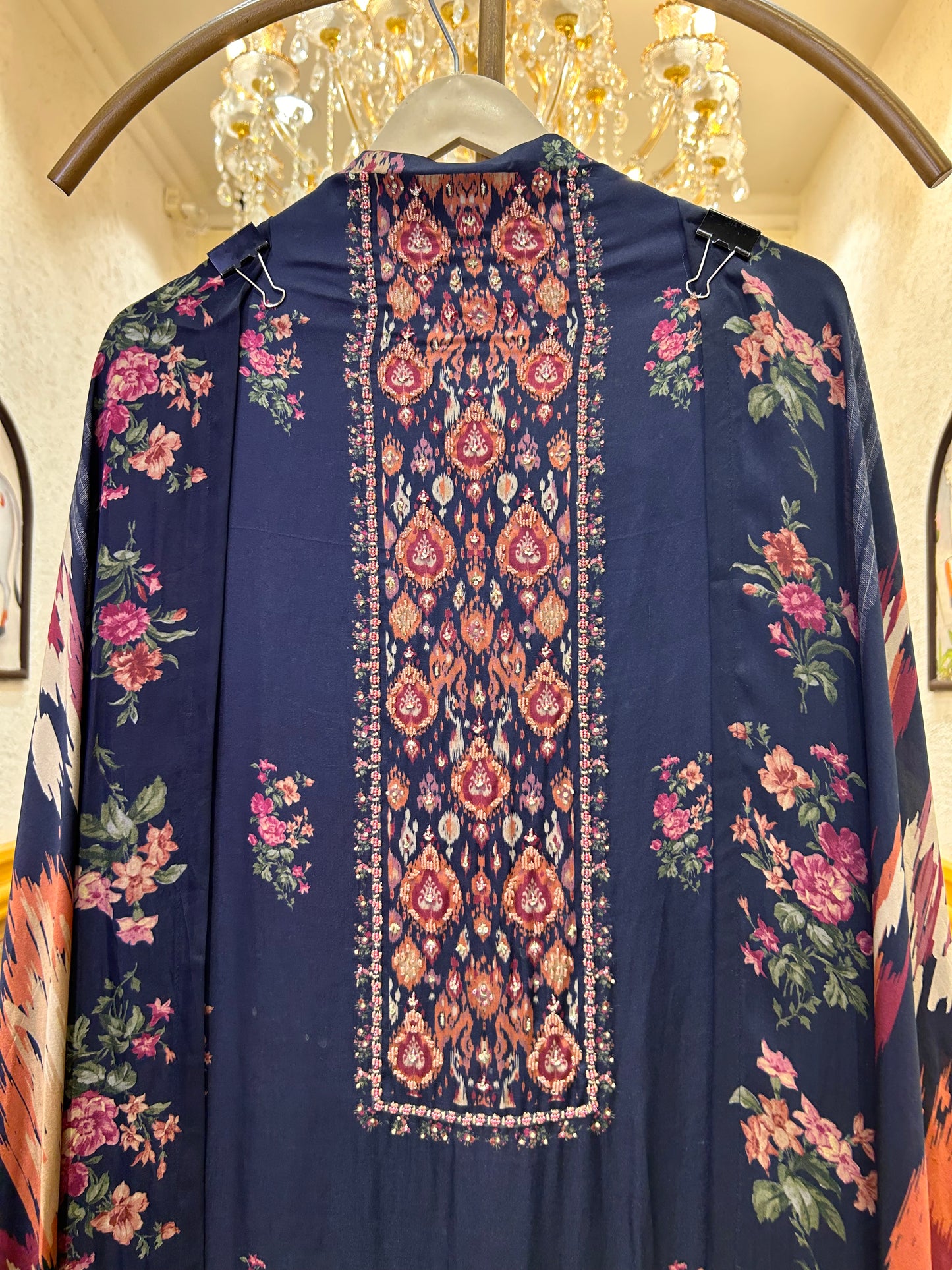 Satiné Pearl Bloom Suit