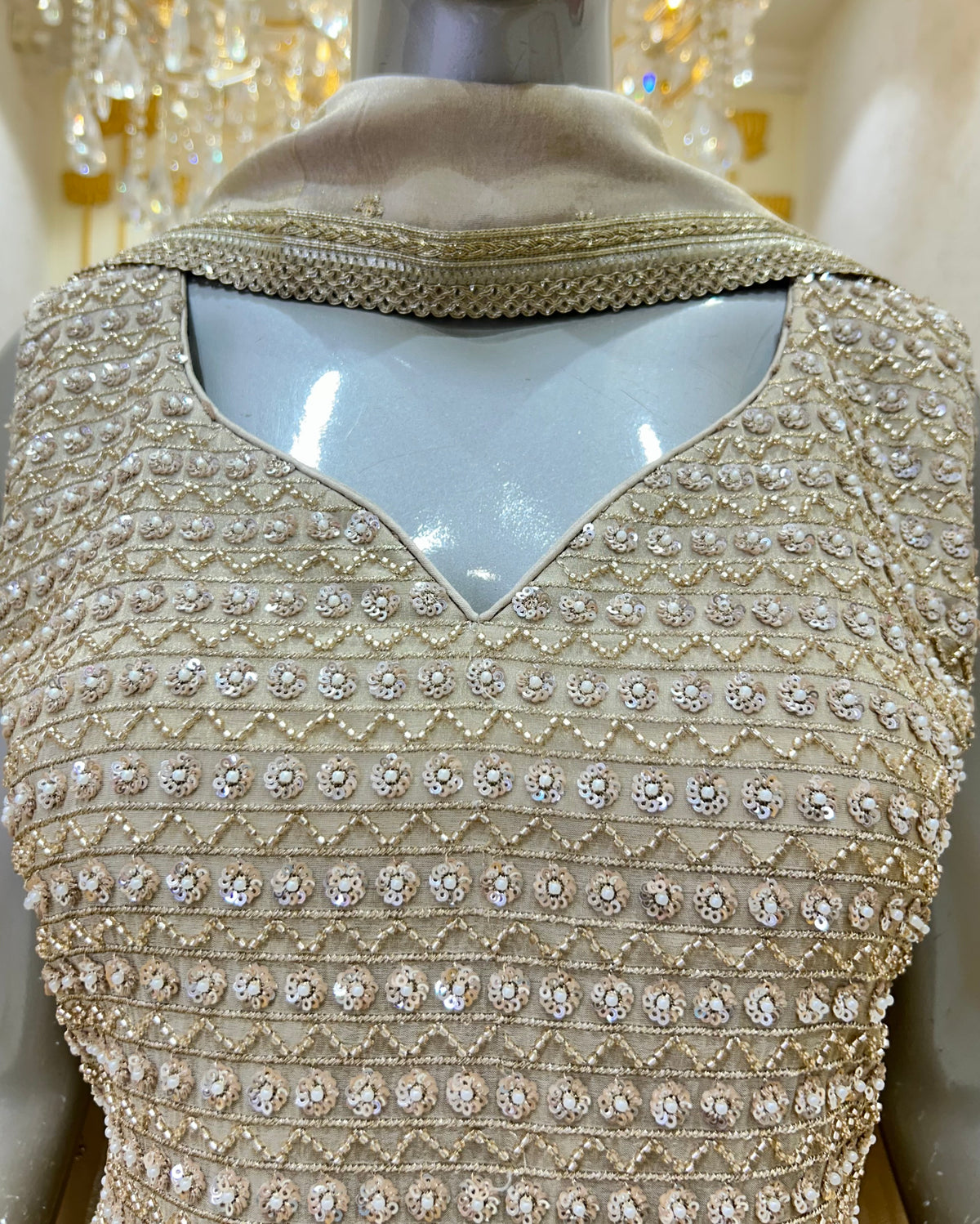 Mahzara Farshi Suit