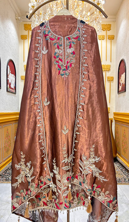 Sunehri Noor Organza Suit