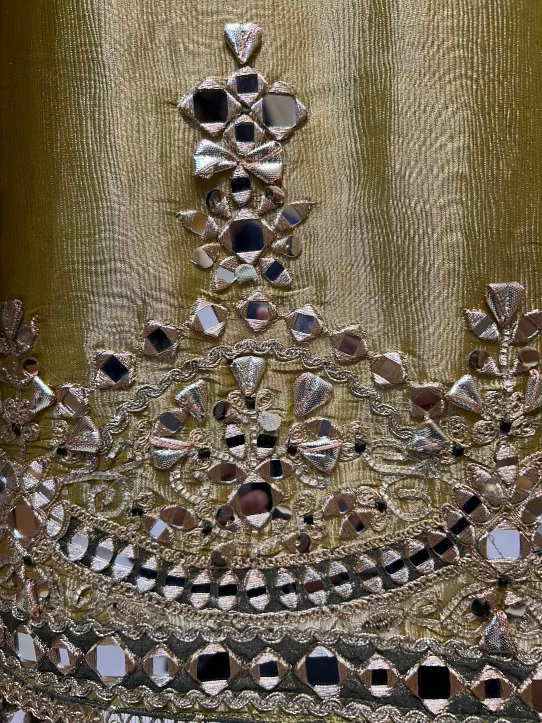 Nooriza Gota Aaina Suit (Lime Green)