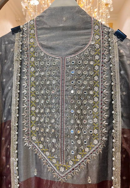 Mahveen Banarasi Glint Suit (Brown)