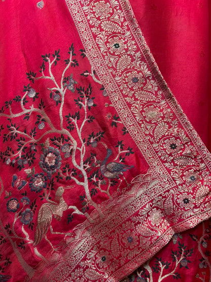 Zahira Banarasi Suit