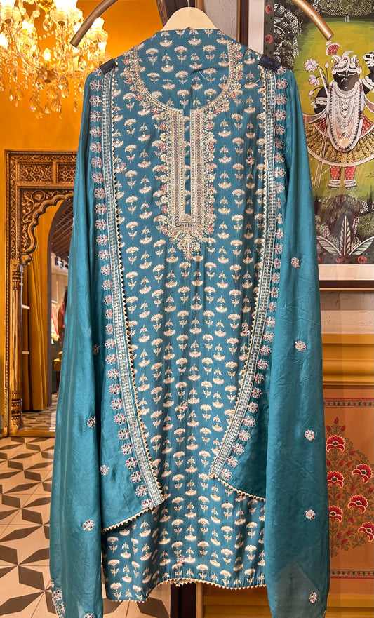 Inaya Muslin Printed Suit (Green)