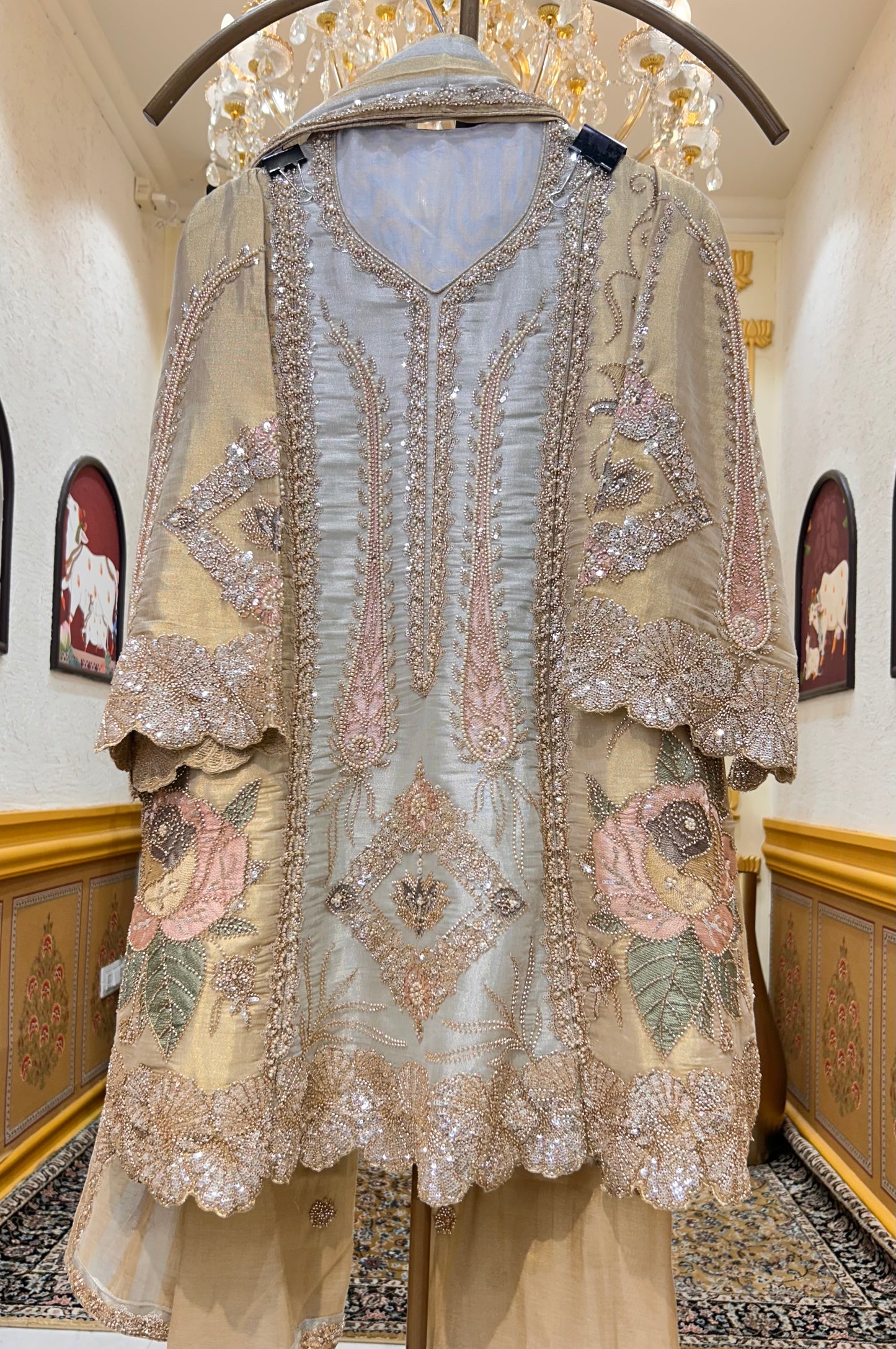 Aurelia Noor Anarkali Set