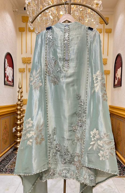 Zehraani Haathkaar Organza Suit (Green)