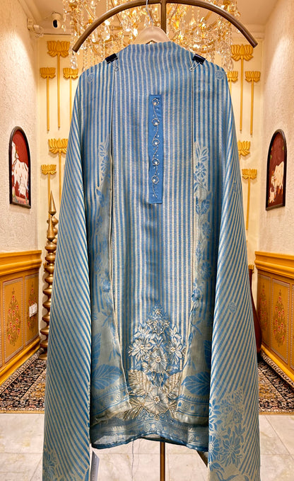 Aarna Banarasi Suit