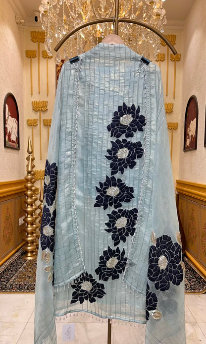Naqshéa Appliqué Suit (Powder Blue)