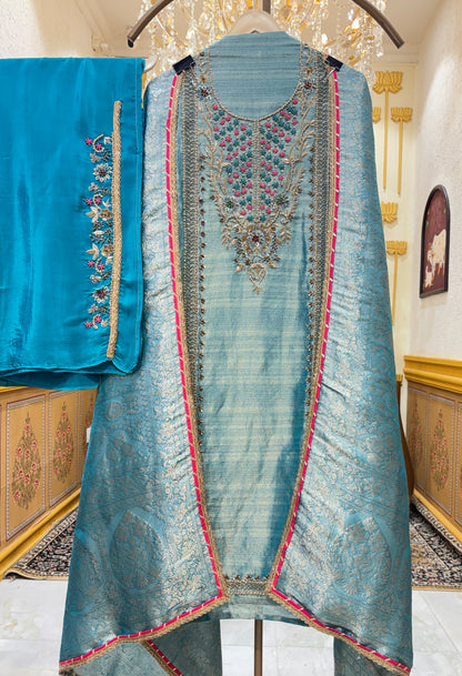 Zarbaft Noor Suit