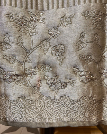 Aurévora Heritage Suit