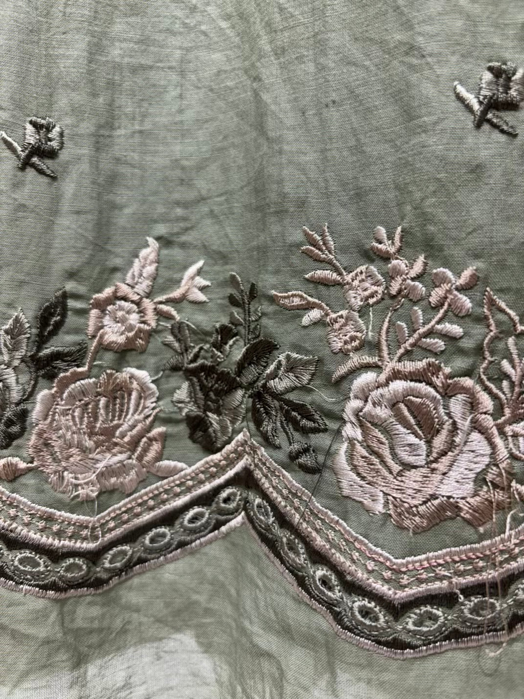 Meher Thread Patch Chanderi Suit