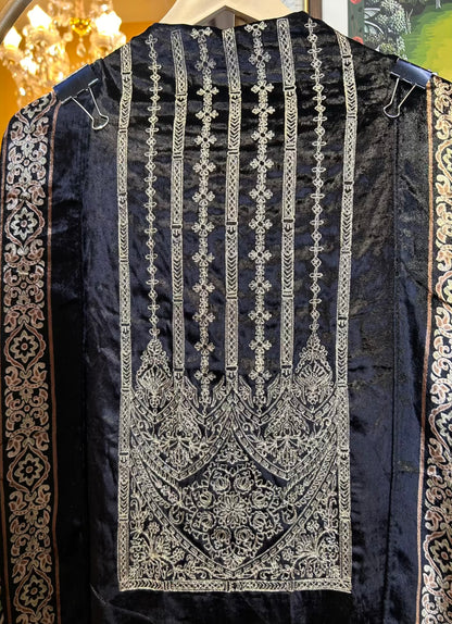 Noorani Velvet Suit (Black)