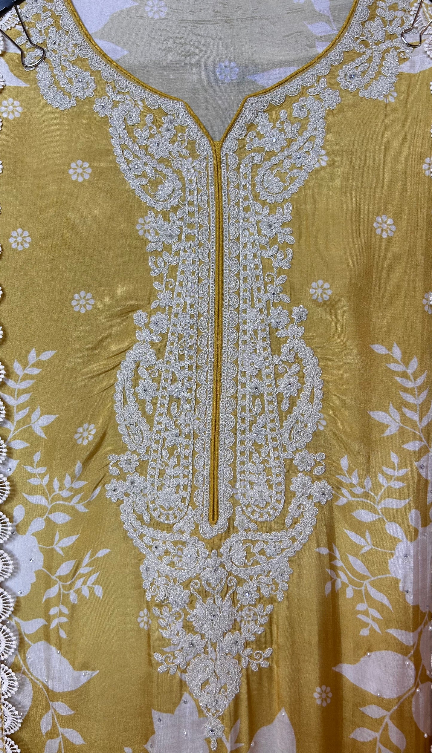 Nairiti Muslin Suit (Yellow)