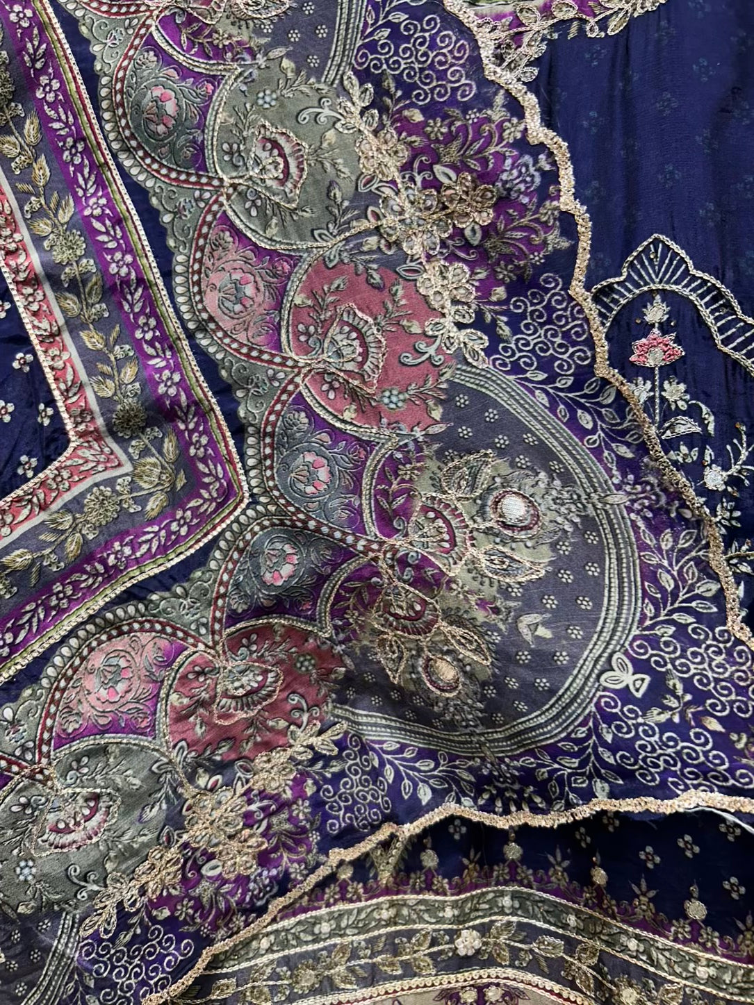 Ishra Zari Grace Suit (Purple)