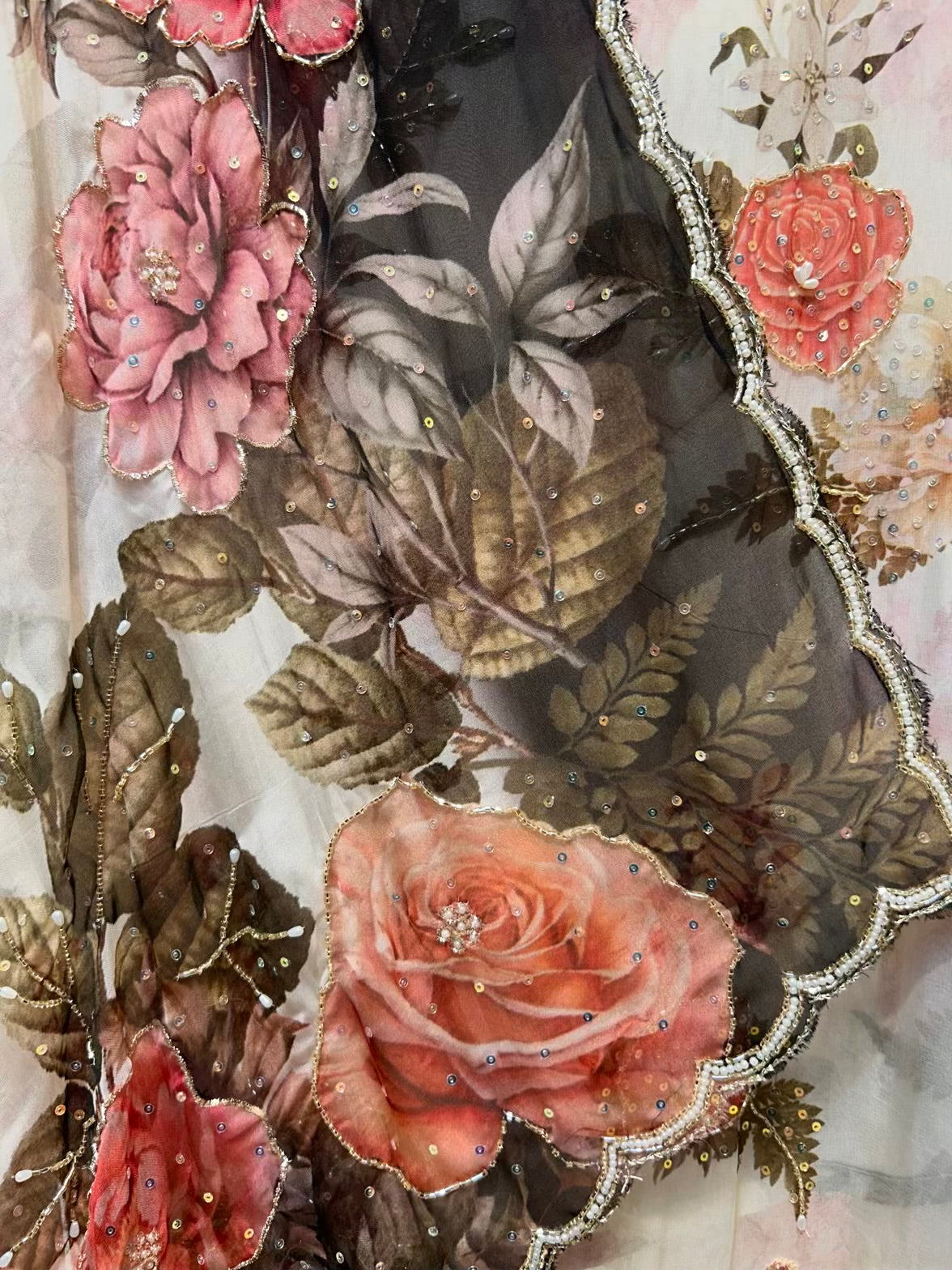 Averiya Silk Bloom Suit