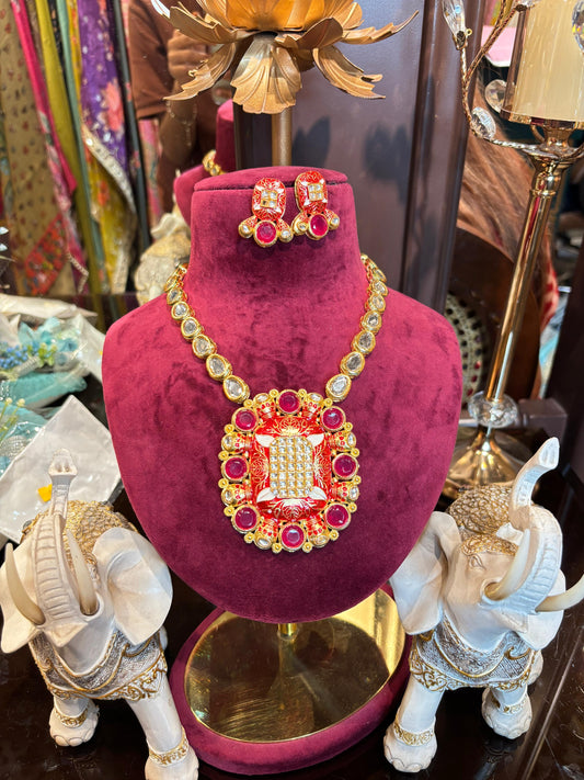 Maharani Vilas Set (Red)
