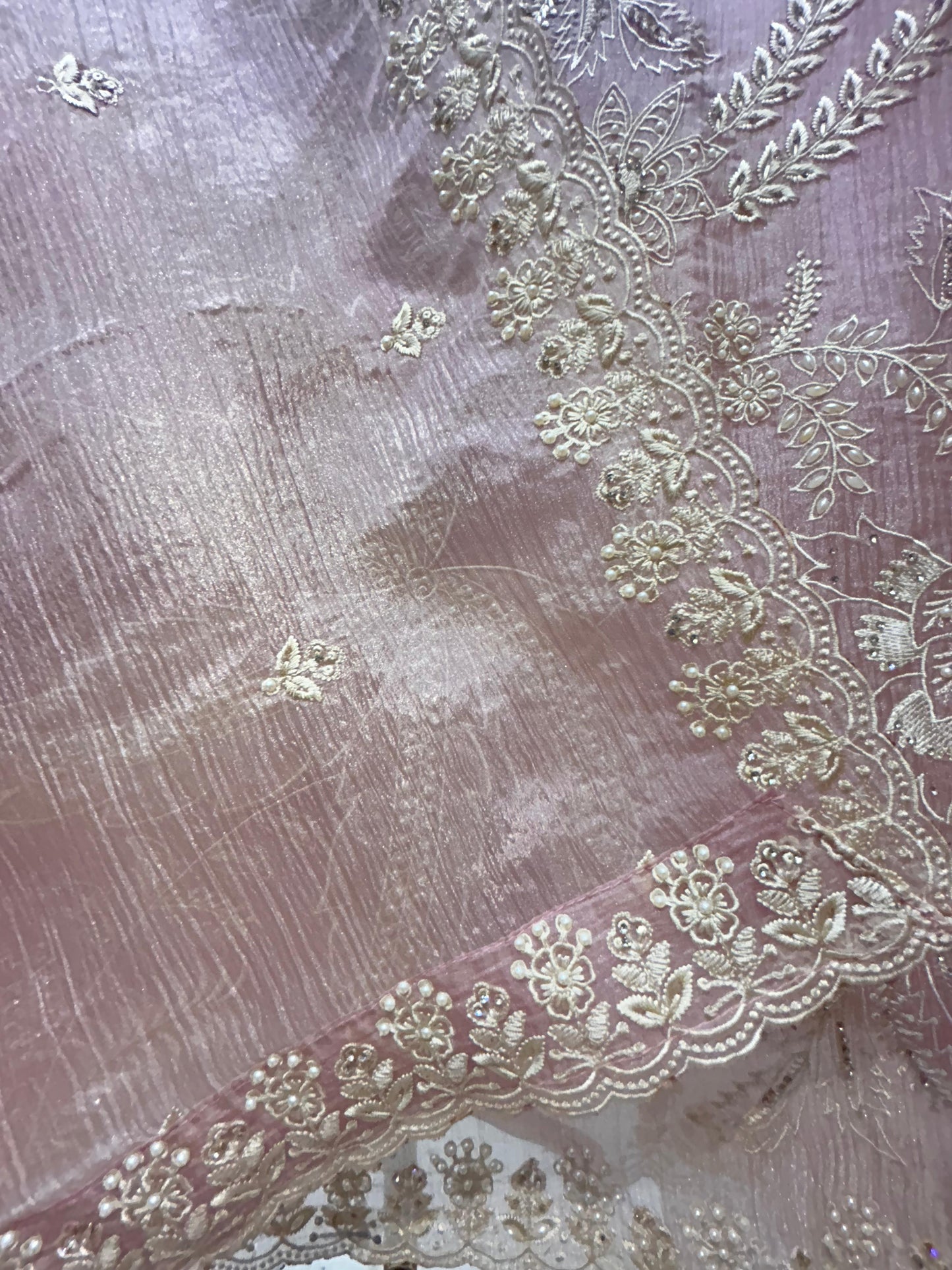 Mehrzeen Appliqué Tissue Suit