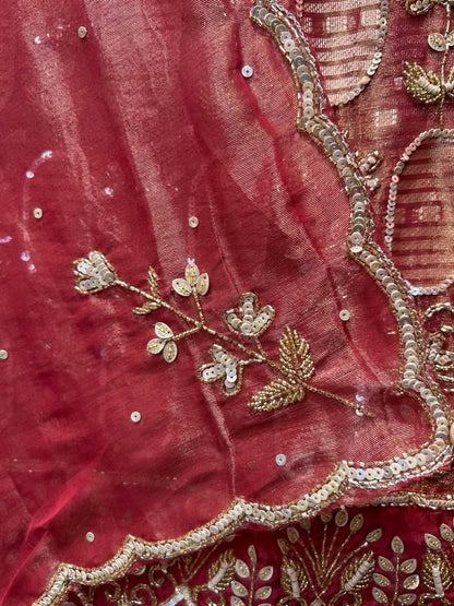 Eimaan-é-Noor (Red)