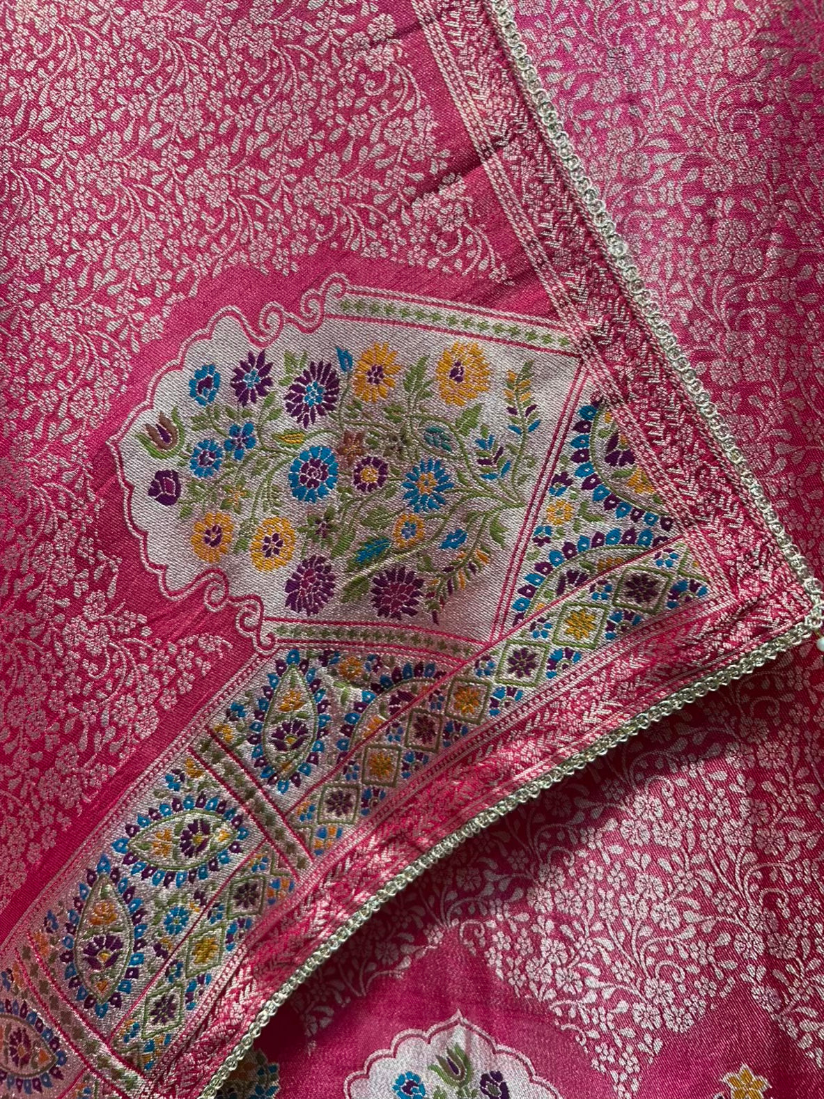 Aayra Banarasi Taj Suit