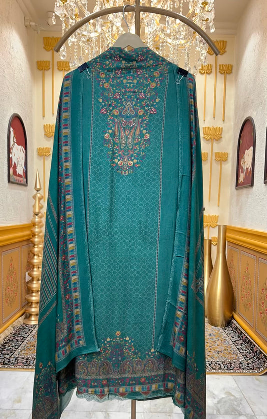 Mehroza Pashmkaar Suit (Green)