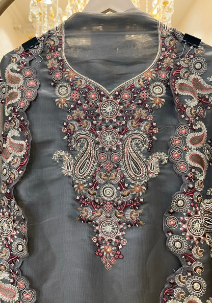 Sarini Motidar Suit (Brown)