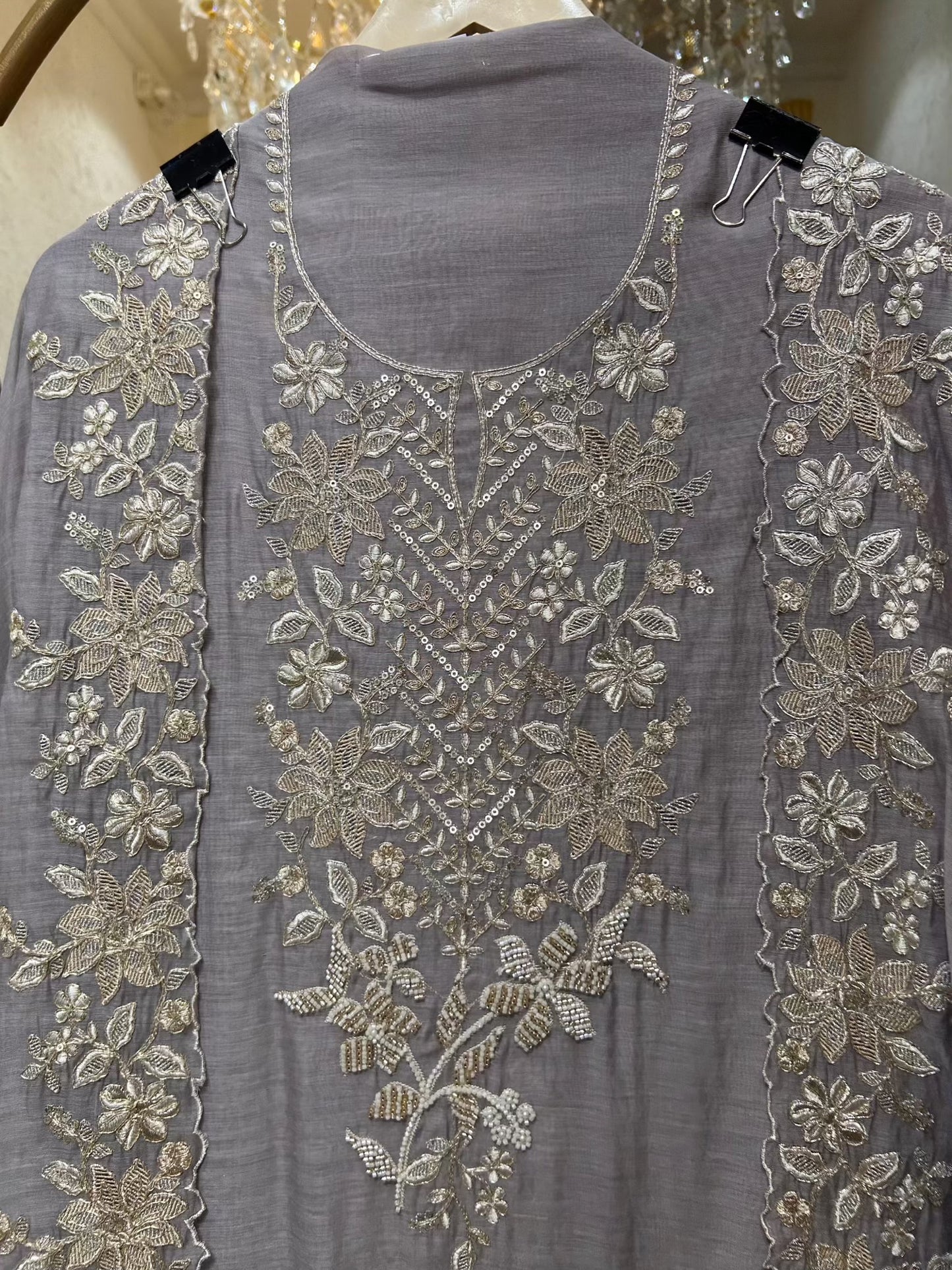 Aavira Mul Chanderi Suit (Grey)