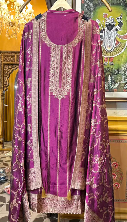 Chamaktar Banarasi Suit (Purple)