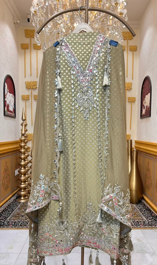 Zehraani Noor Jhalar Suit (Olive Green)