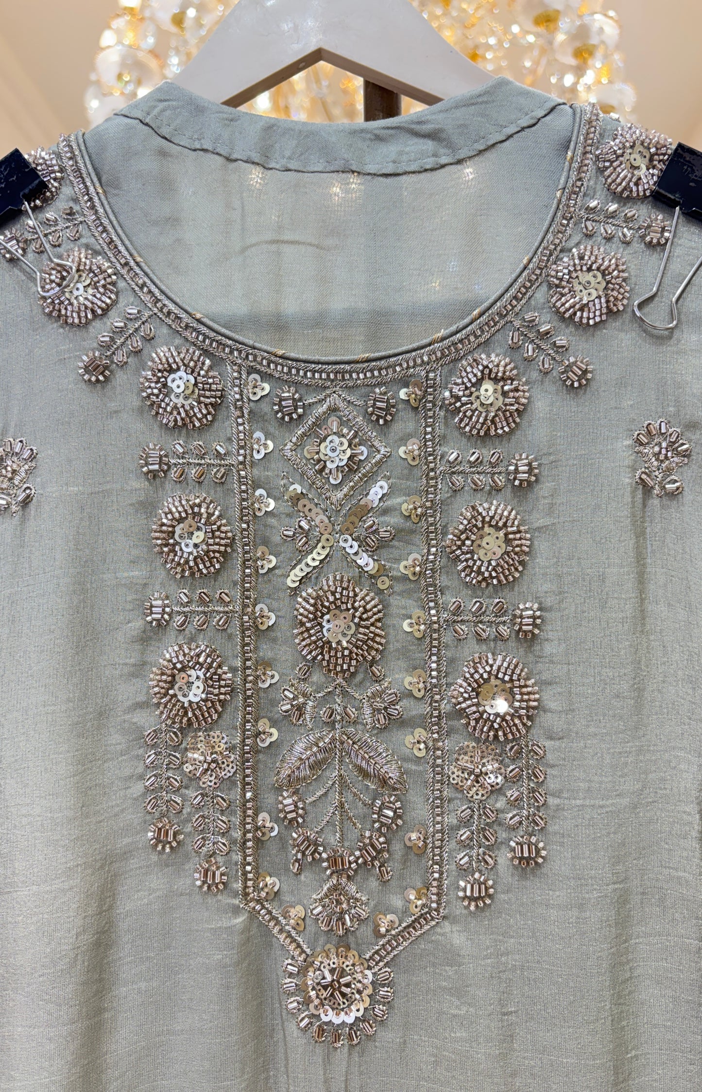 Vyanika Gharara Set