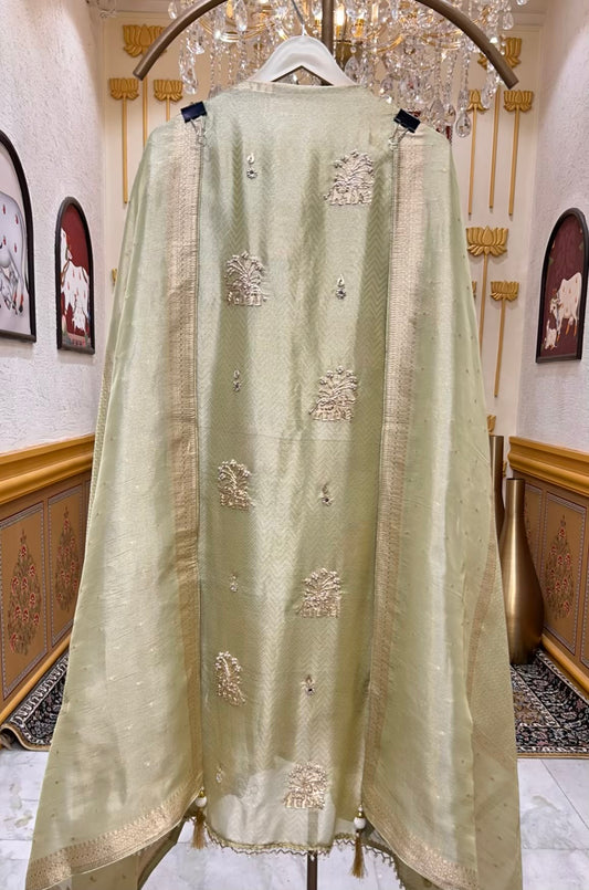 Rimaira Shimmer Banarasi Suit