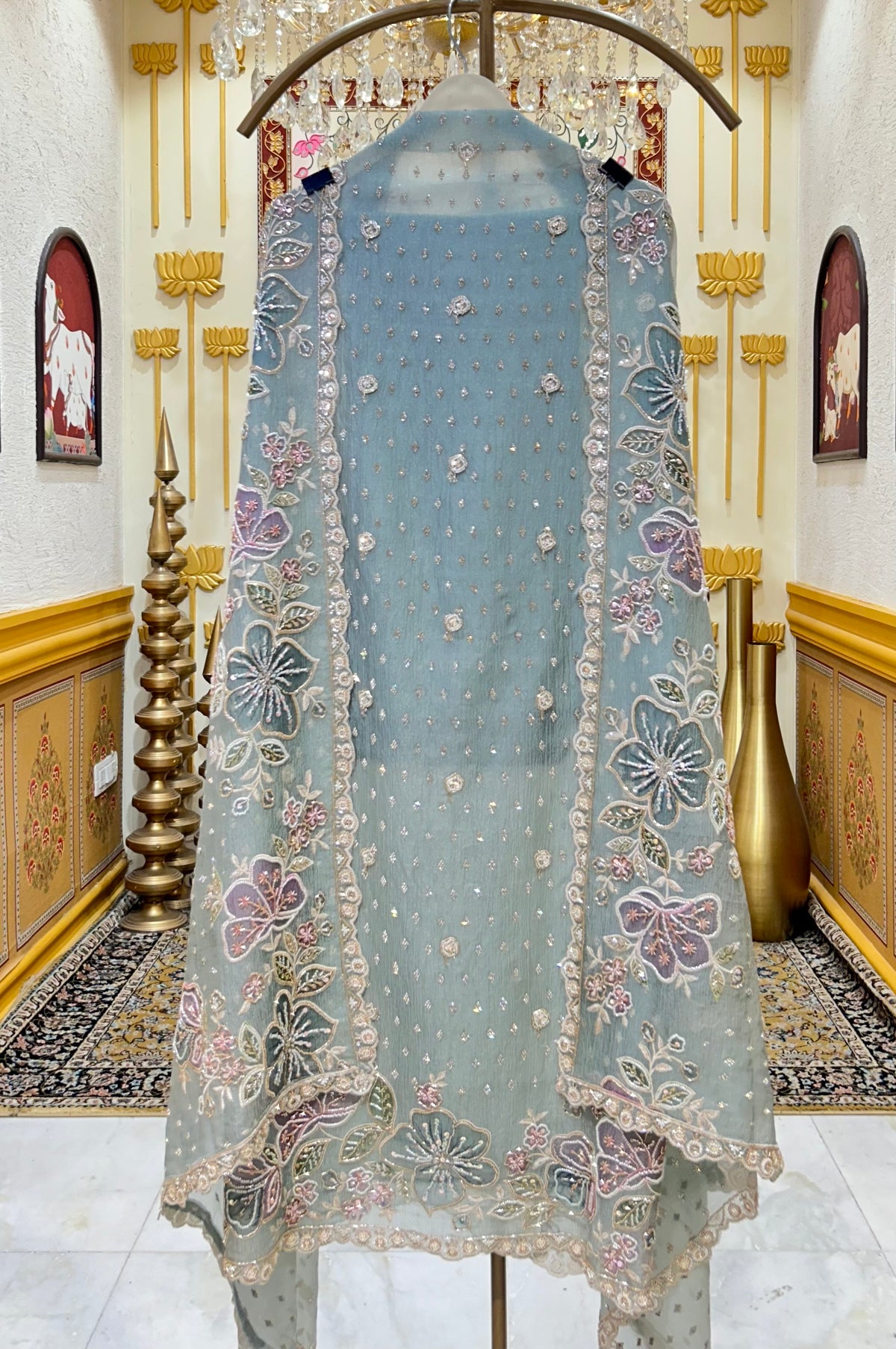 Ruhani Tissue Suit