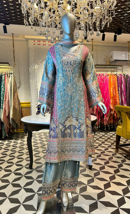 Vaanyara Anarkali Set
