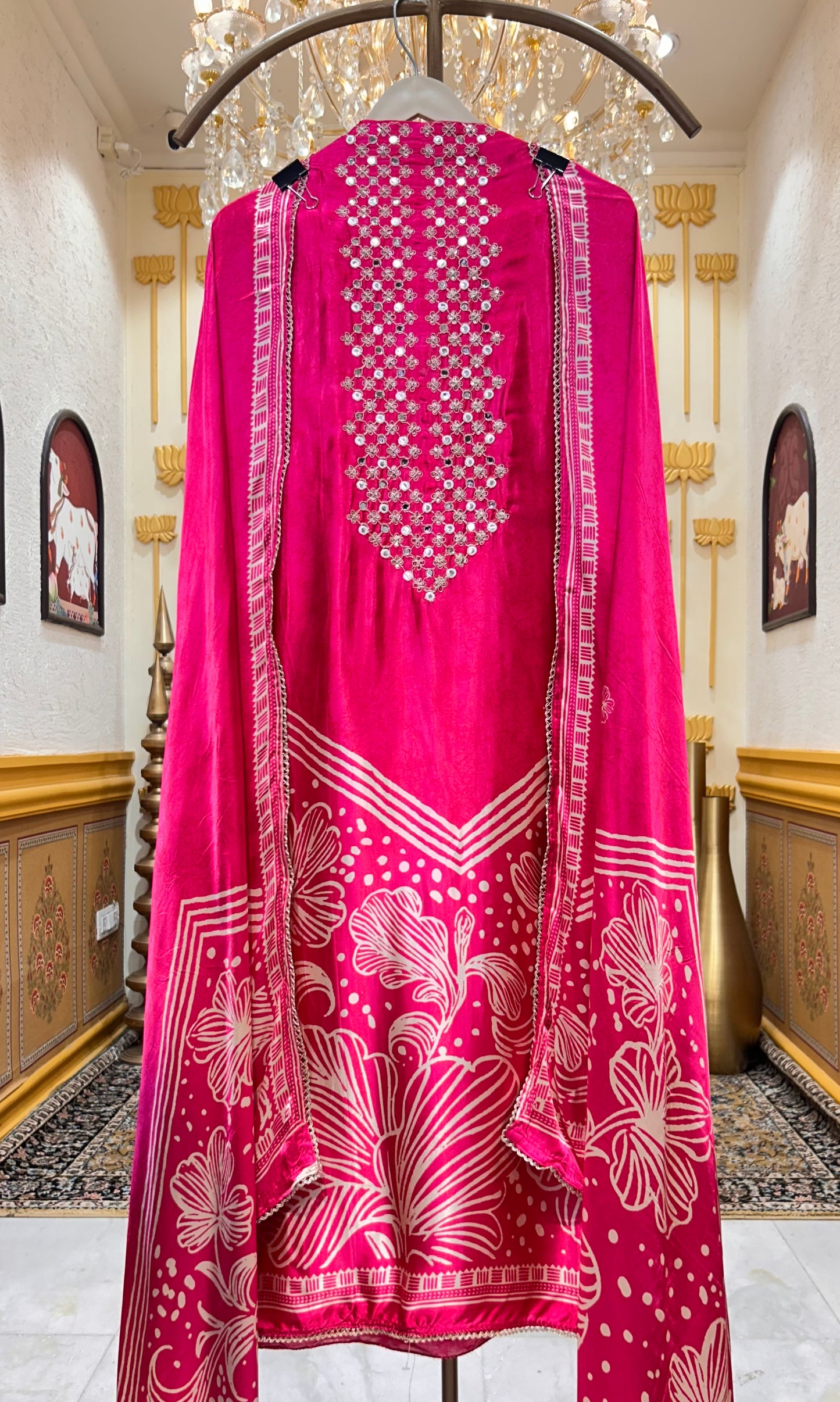 Eira Gajji Suit