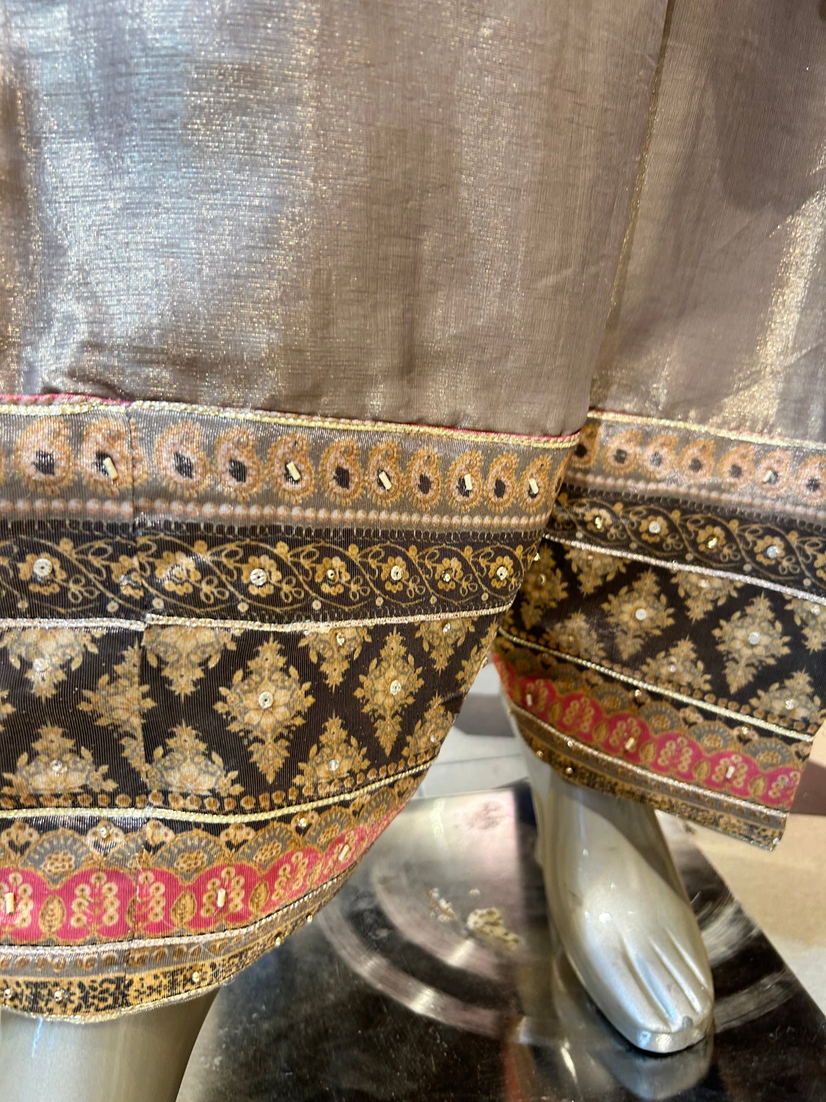 Vaanyara Anarkali Set