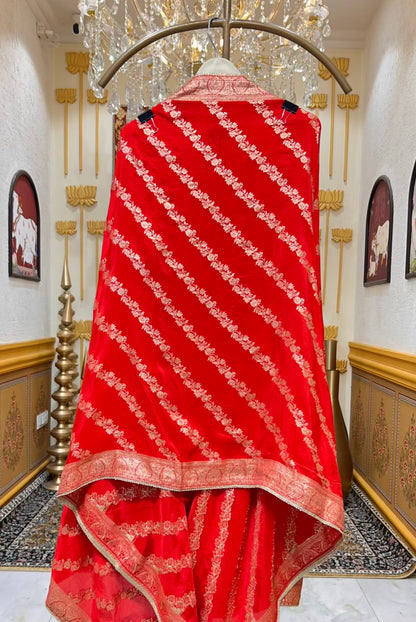 Elira Banarasi Loom Suit (Red)